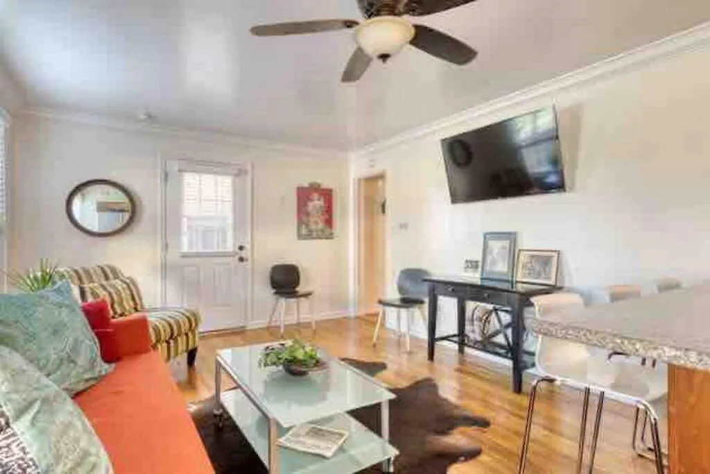 Apartment Belmont Shore Beach Bungalow, 2 Min Walk To Town! Long Beach